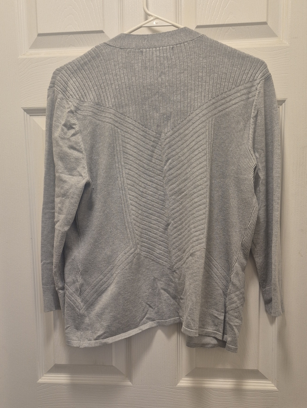 Women's Sweater Bundle - Picture 4 of 5